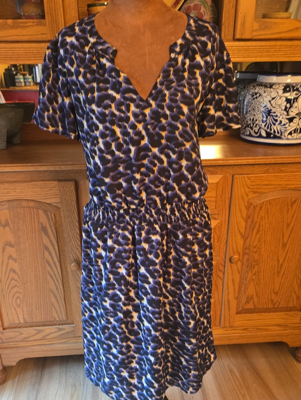 Massini Blue and Black Leopard-Print V-Neck Dress